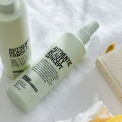 Spray-Soin Volumisant Cheveux Fins Authentic Beauty Concept 250ml -Coupe Élégance Soldes Boutique spray conditioner volume authentic beauty concept 29942.1693389648